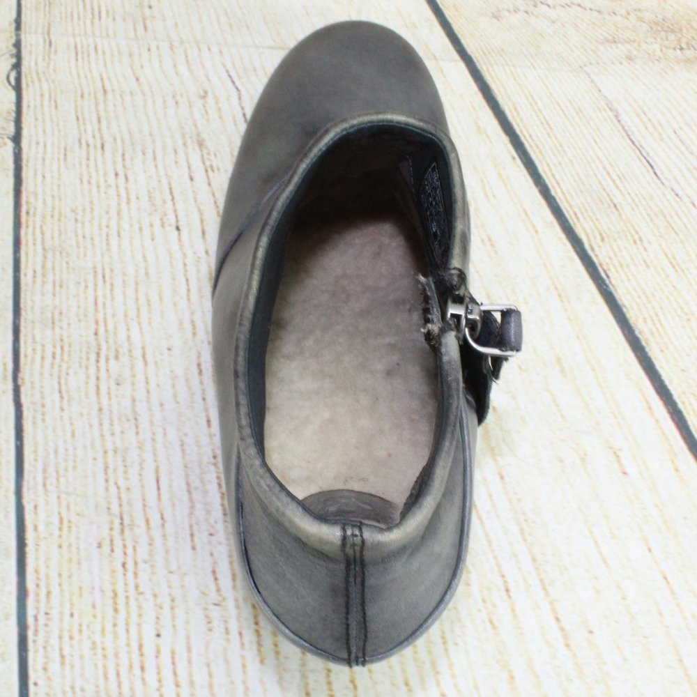 UGG High Heel Ankle Side Zip Booties Size 7.5 - Picture 5 of 16